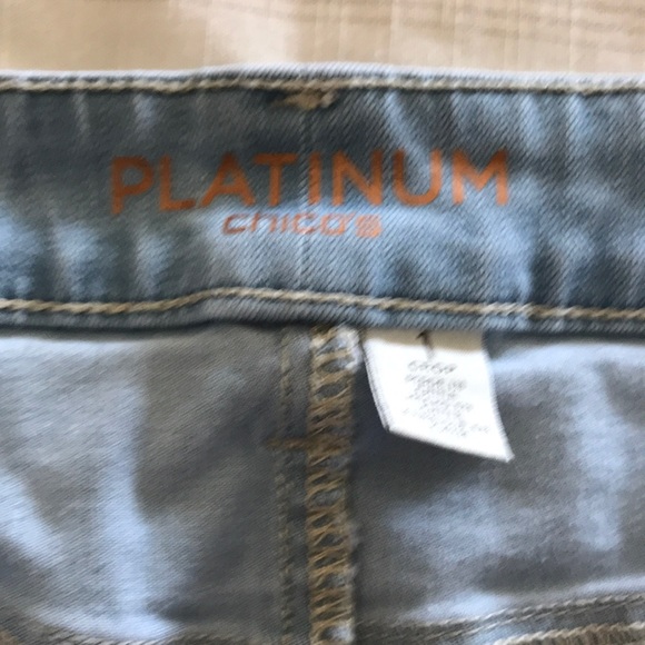 💰SOLD💰 Chico’s Platinum Crop Jeans - Picture 3 of 3